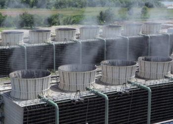 ESTUDO DE CASO REVELA EFICÁCIA DO Enviro-Syn® HCR-IND NA DESINCRUSTAÇÃO DE TORRES DE ÁGUA DE RESFRIAMENTO